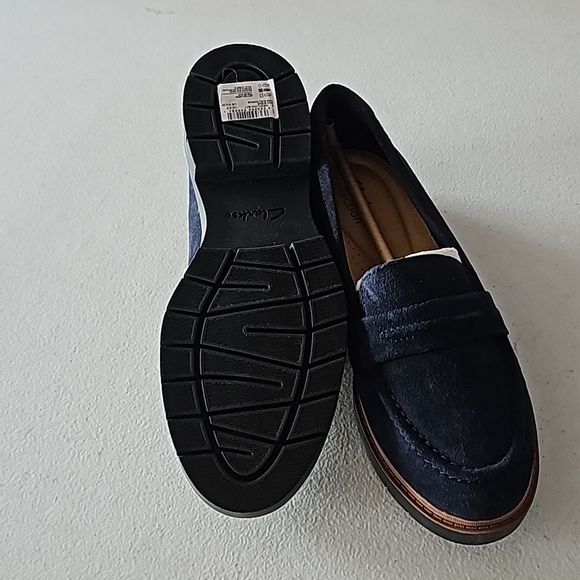 NIB Navy Suede Westlynn Bay Slip Ons by Clark, Size 8.5 Wide - Picture 4 of 7